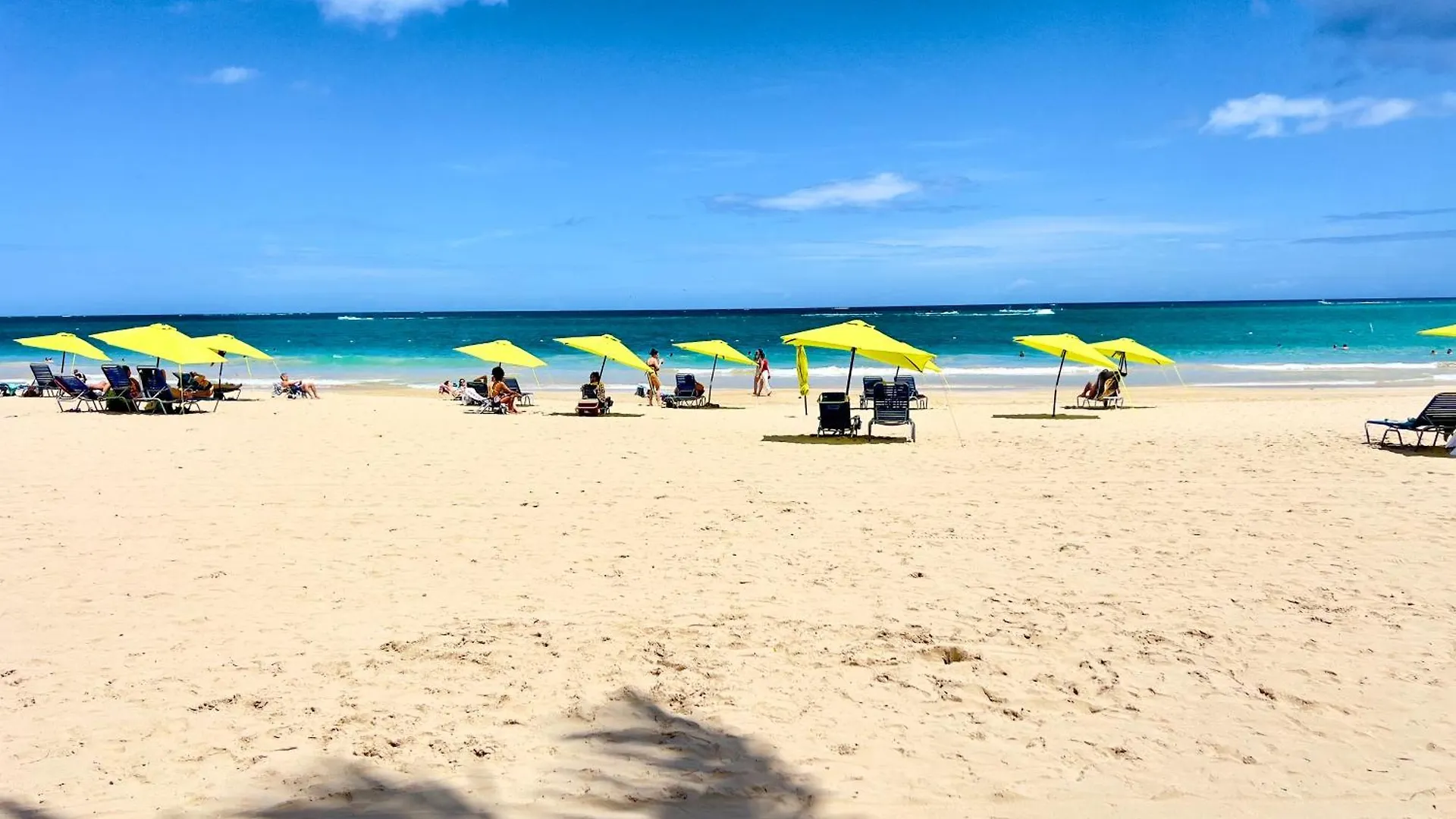 Beachfront Tropical Tantra Apartment San Juan