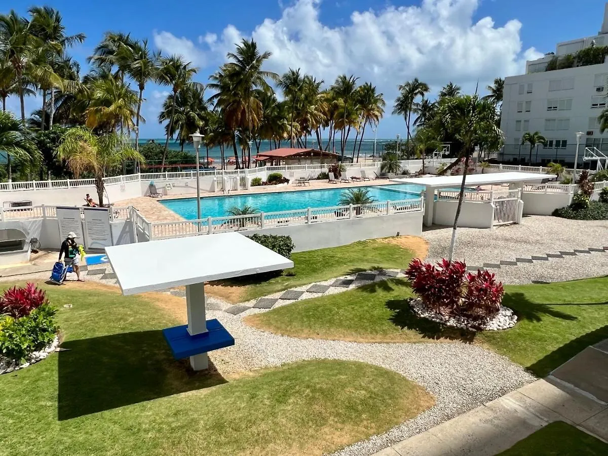 Beachfront Tropical Tantra Apartment 圣胡安